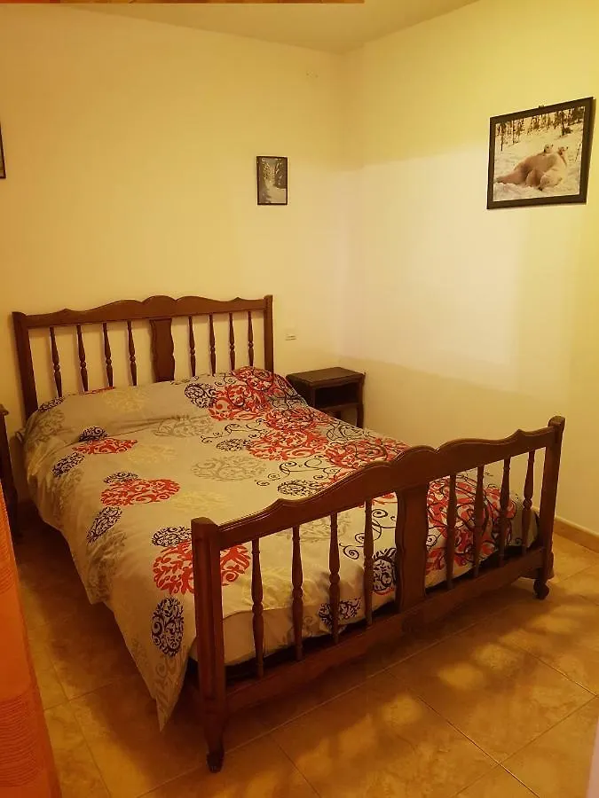 Au Bons Repos Apartment Estavar