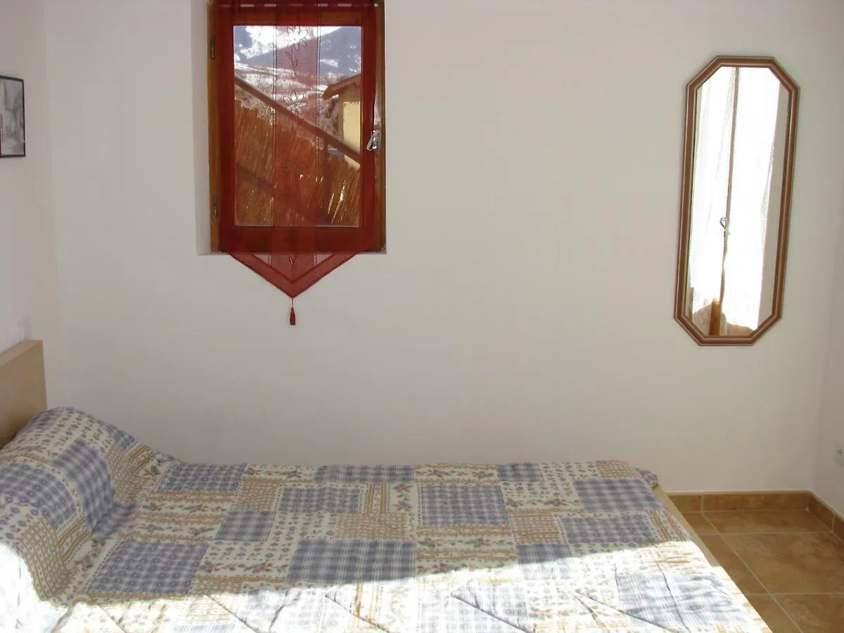 Au Bons Repos Apartment Estavar