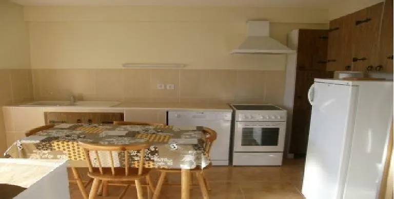Au Bons Repos Apartment Estavar